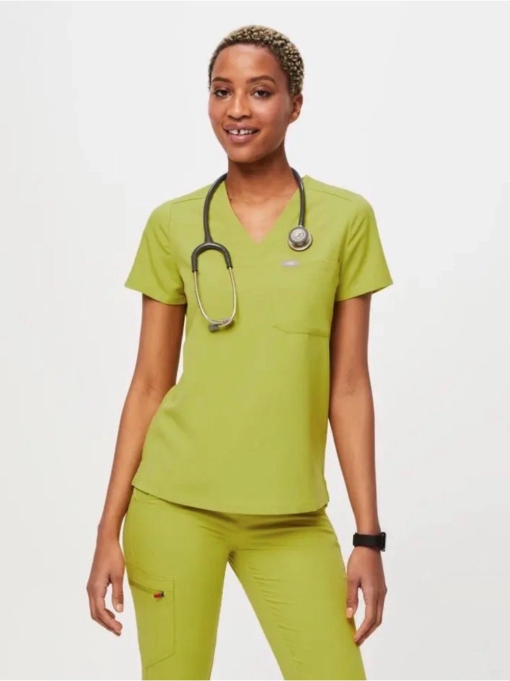 Figs Women’s Limeade One Pocket Catharina Scrub Top Medium